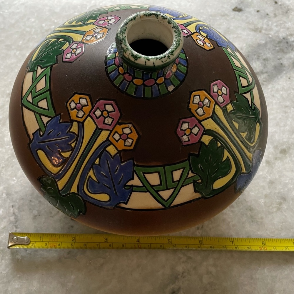 Antique hand painted vase - Picture 14 of 14